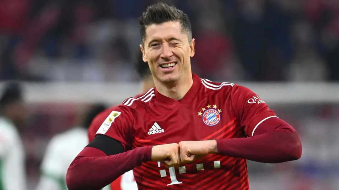 Ile zarabia Lewandowski? Zaskakujące fakty o jego wynagrodzeniu