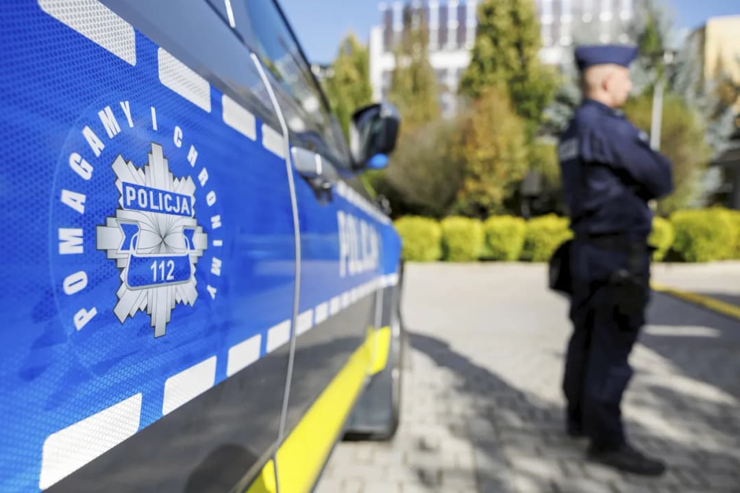 Ile zarabia policjant w Polsce? Zaskakujące fakty o pensji!